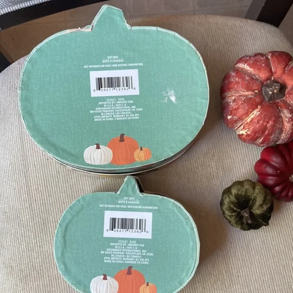 Fall harvest autumn gift boxes says “hello fall” - Picture 6 of 6